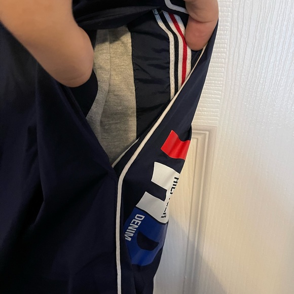 TOMMY HILFIGER VINTAGE WIND BREAKER WINTER JOGGERS SWEAT PANTS - Picture 3 of 10